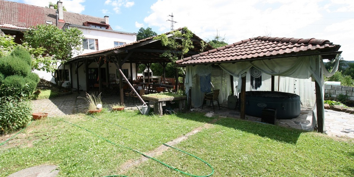 6 Rooms Rooms,2 BathroomsBathrooms,Domy,Sprzedaż,1601