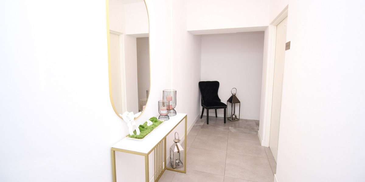 9 Rooms Rooms,2 BathroomsBathrooms,Komercyjne,Sprzedaż,1763