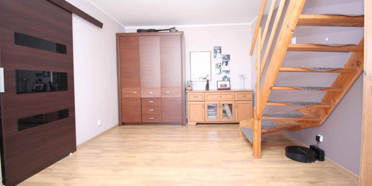 Wałbrzych, Biały Kamień, 3 Rooms Rooms,1 BathroomBathrooms,Mieszkania,Sprzedaż,1820