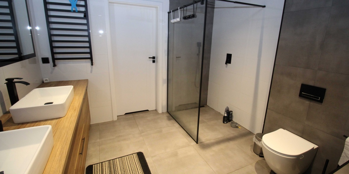 Jedlina Zdrój, Jedlina Zdrój, 3 Rooms Rooms,1 BathroomBathrooms,Domy,Sprzedaż,1826