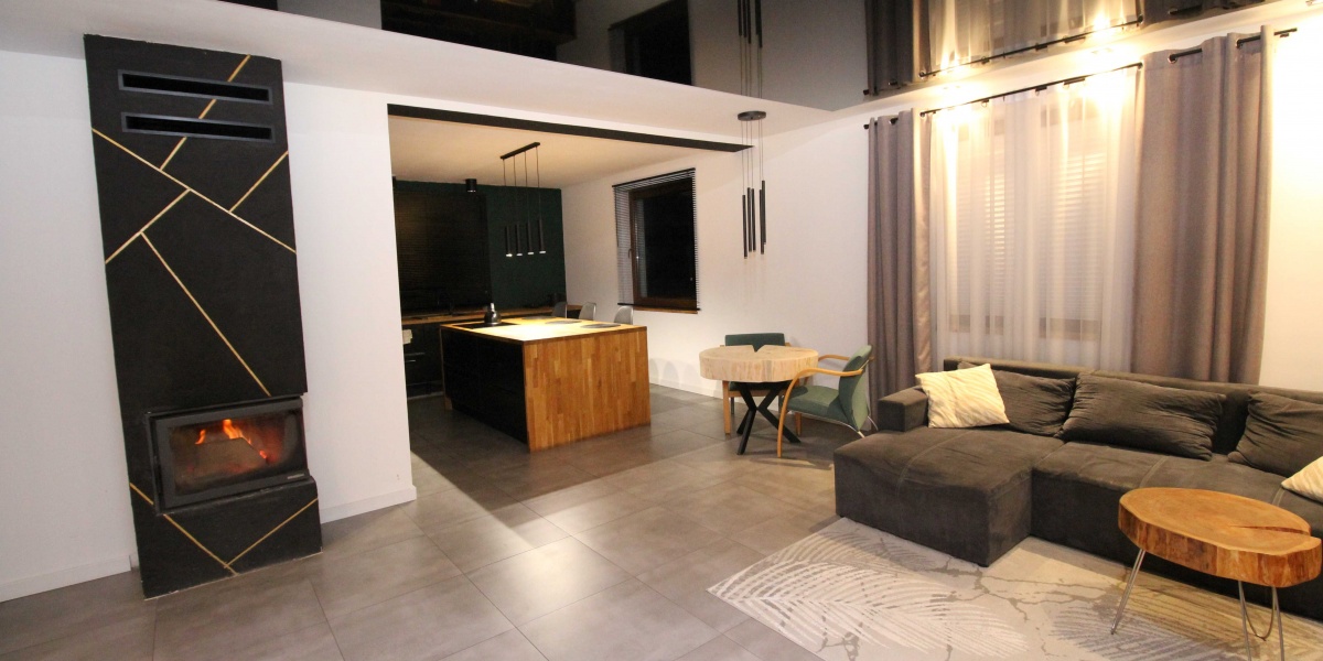 Jedlina Zdrój, Jedlina Zdrój, 3 Rooms Rooms,1 BathroomBathrooms,Domy,Sprzedaż,1826