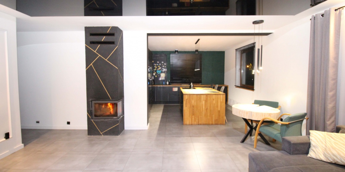 Jedlina Zdrój, Jedlina Zdrój, 3 Rooms Rooms,1 BathroomBathrooms,Domy,Sprzedaż,1826