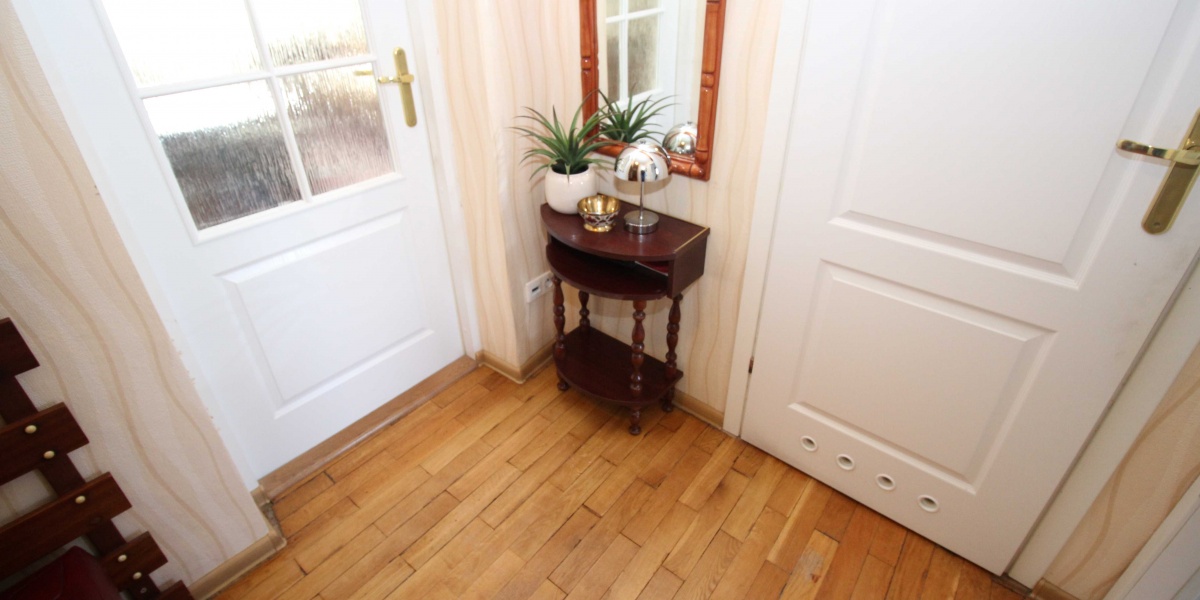 Wałbrzych, Śródmieście/Podgórze, 2 Rooms Rooms,1 BathroomBathrooms,Mieszkania,Sprzedaż,Niepodległości,1829