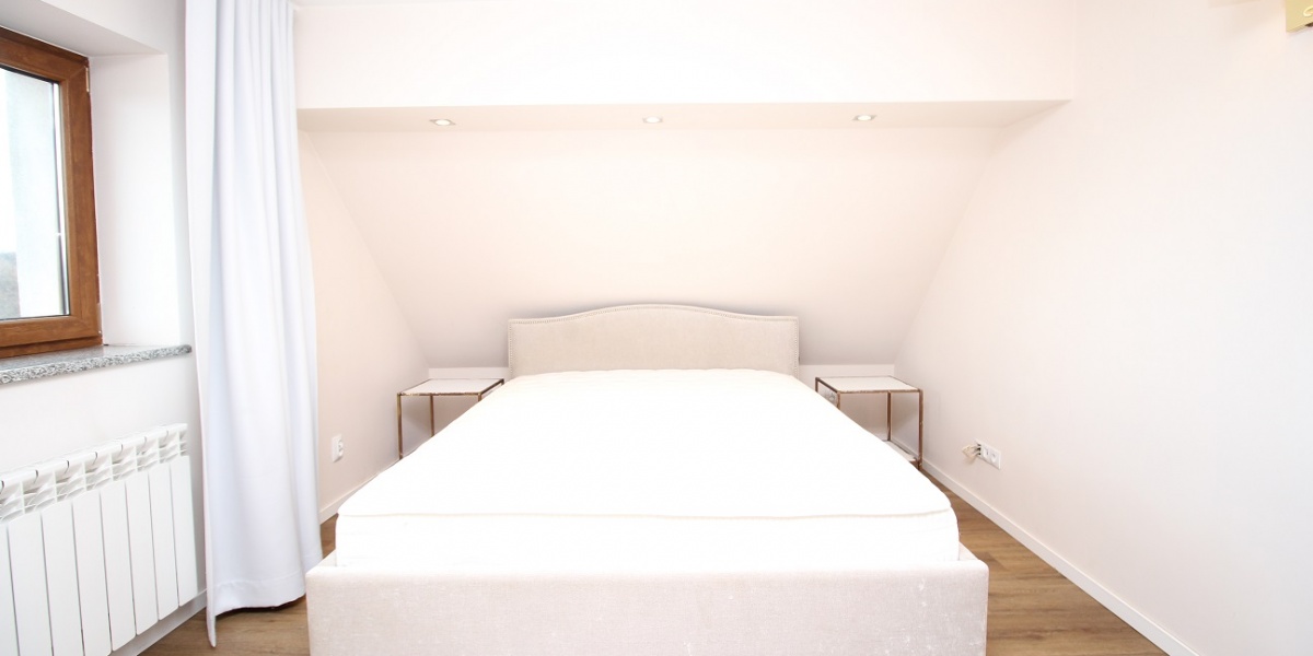 6 Rooms Rooms,3 BathroomsBathrooms,Domy,Sprzedaż,1843