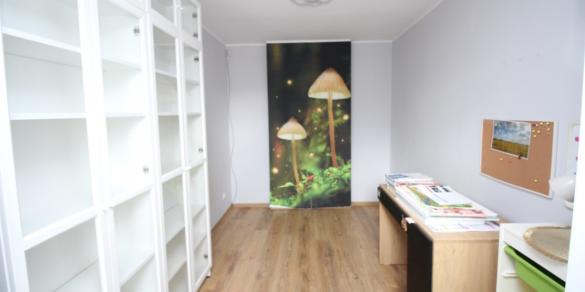 6 Rooms Rooms,3 BathroomsBathrooms,Domy,Sprzedaż,1843