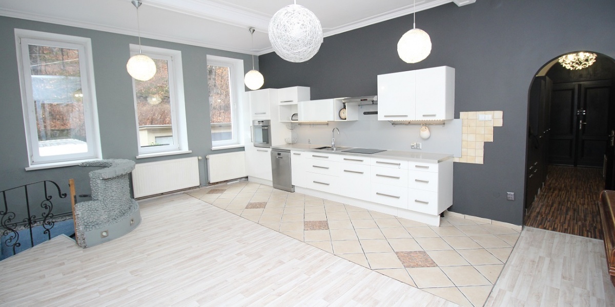 4 Rooms Rooms,1 BathroomBathrooms,Mieszkania,Sprzedaż,1844