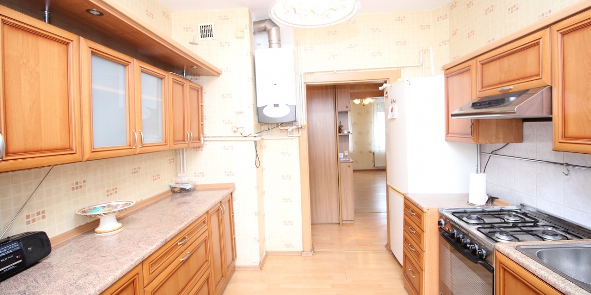 3 Rooms Rooms,1 BathroomBathrooms,Mieszkania,Sprzedaż,1849