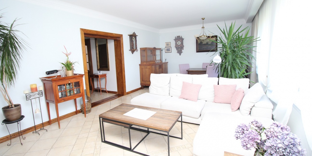 5 Rooms Rooms,2 BathroomsBathrooms,Domy,Sprzedaż,1857