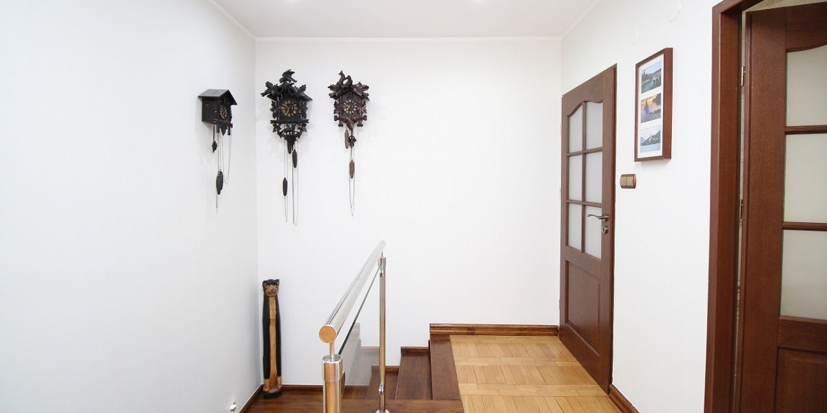 5 Rooms Rooms,2 BathroomsBathrooms,Domy,Sprzedaż,1857