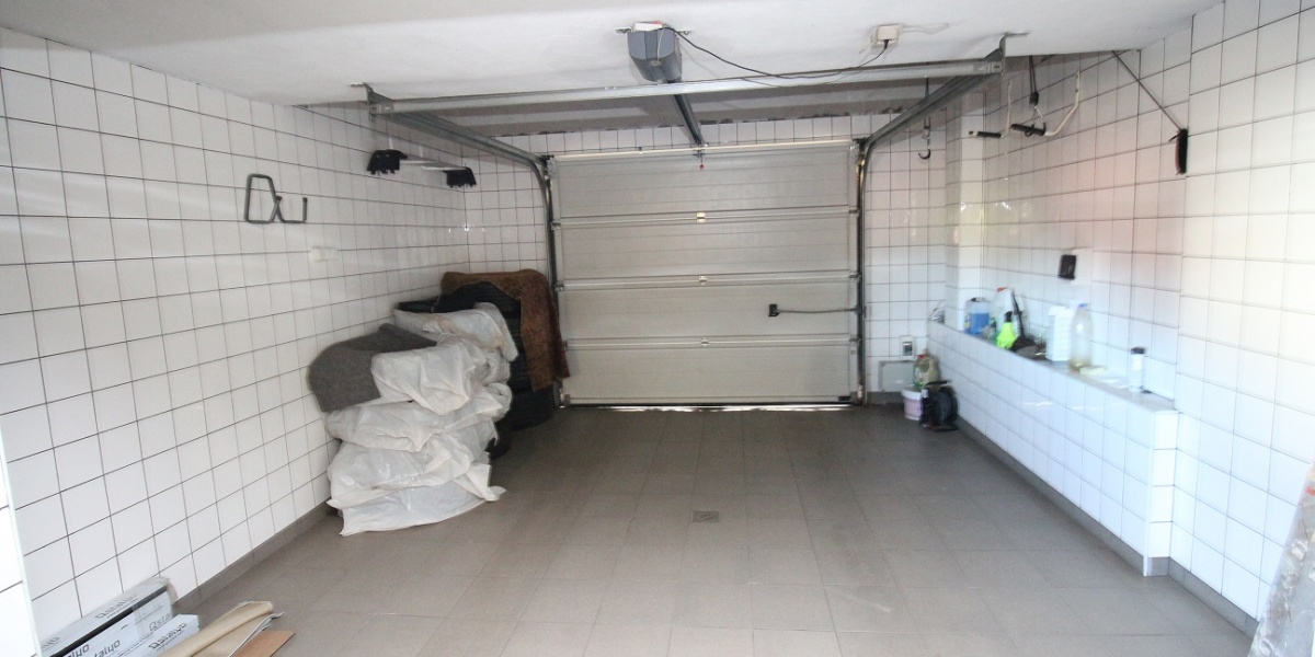 5 Rooms Rooms,2 BathroomsBathrooms,Domy,Sprzedaż,1857