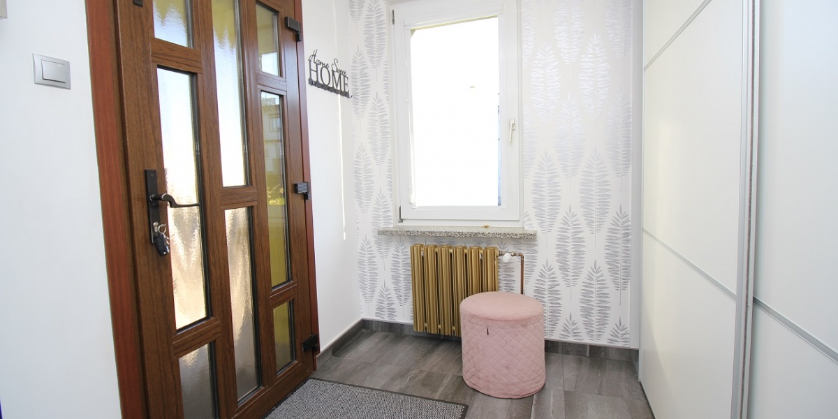 4 Rooms Rooms,1 BathroomBathrooms,Domy,Sprzedaż,1864