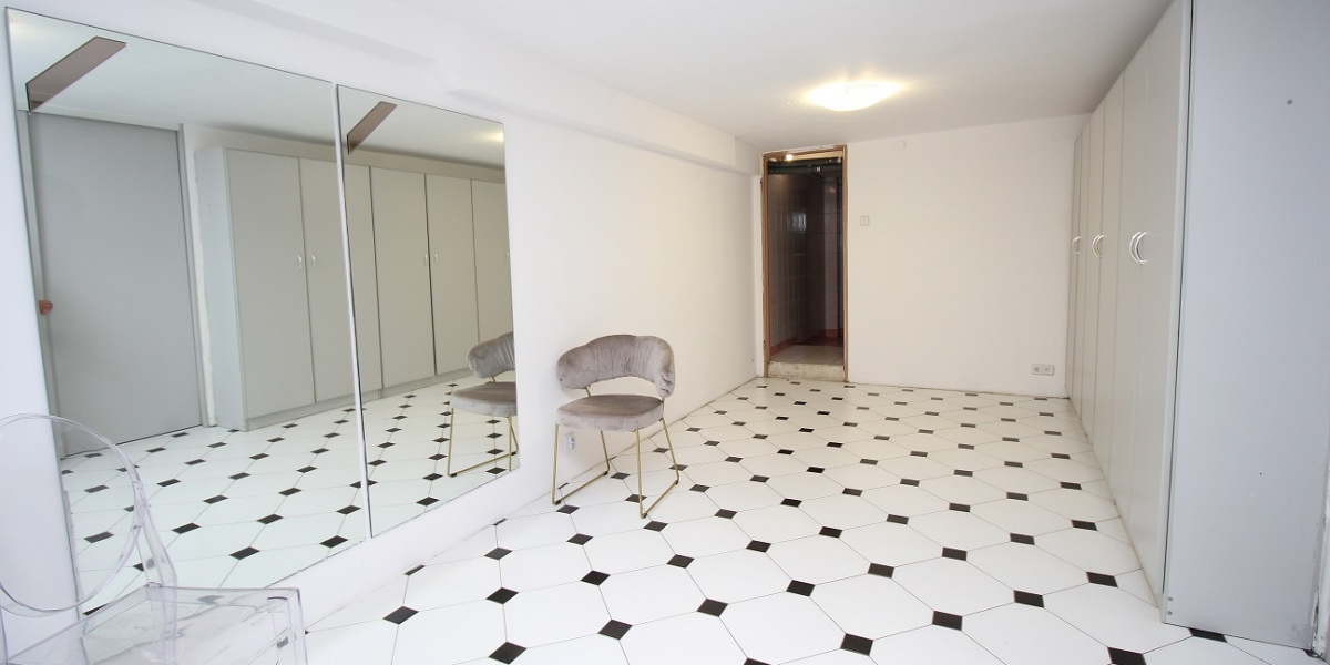 4 Rooms Rooms,1 BathroomBathrooms,Domy,Sprzedaż,1864