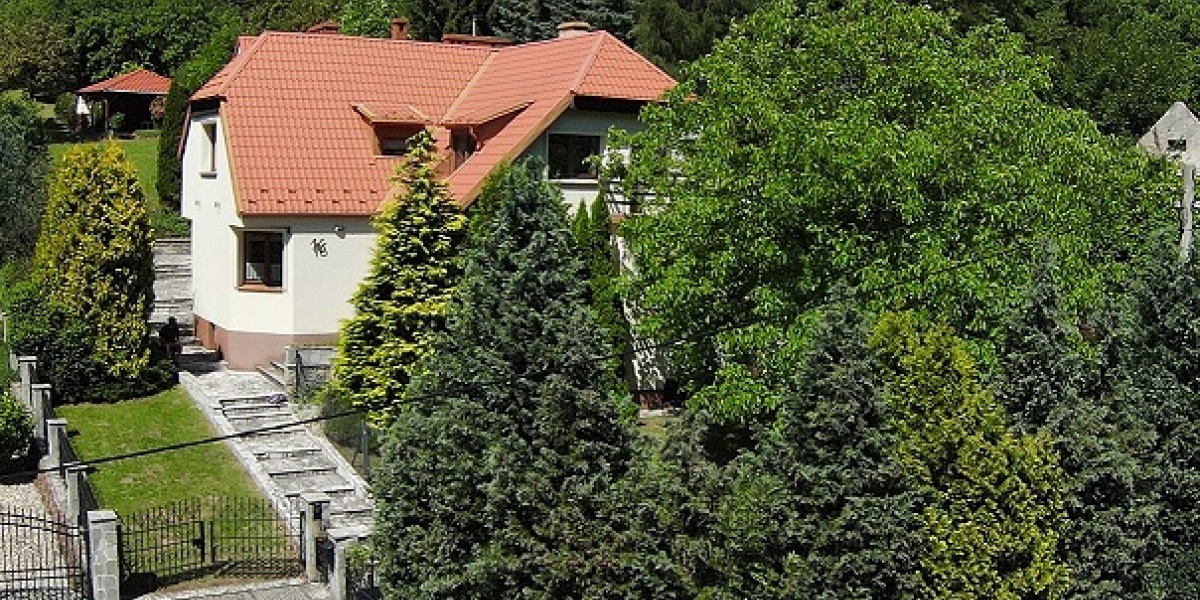 8 Rooms Rooms,2 BathroomsBathrooms,Domy,Sprzedaż,1878