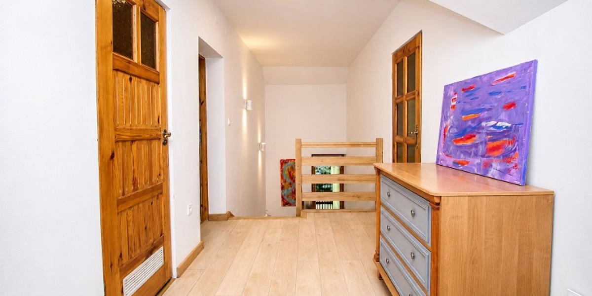 8 Rooms Rooms,2 BathroomsBathrooms,Domy,Sprzedaż,1878