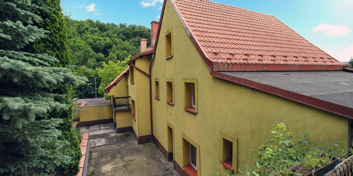 8 Rooms Rooms,2 BathroomsBathrooms,Domy,Sprzedaż,1878