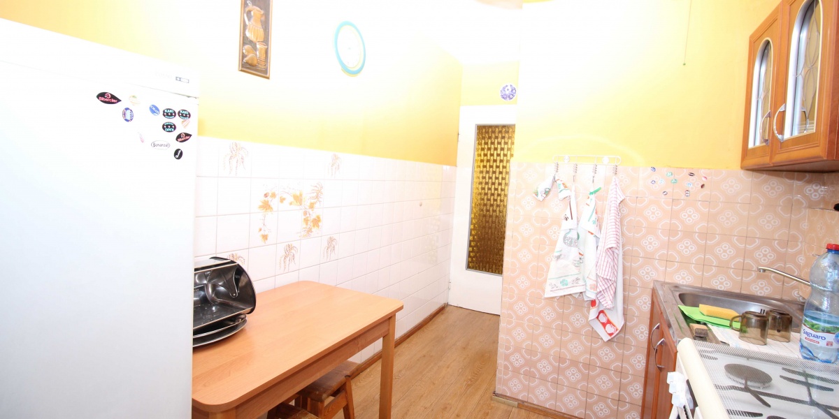 Podzamcze, 3 Rooms Rooms,1 BathroomBathrooms,Mieszkania,Sprzedaż,Basztowa,1892